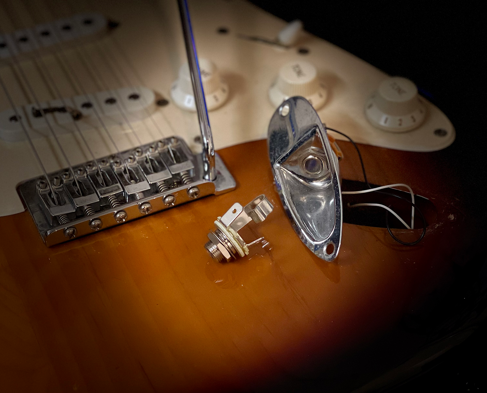 Floyd Rose Single String Electric Guitar Restring Service