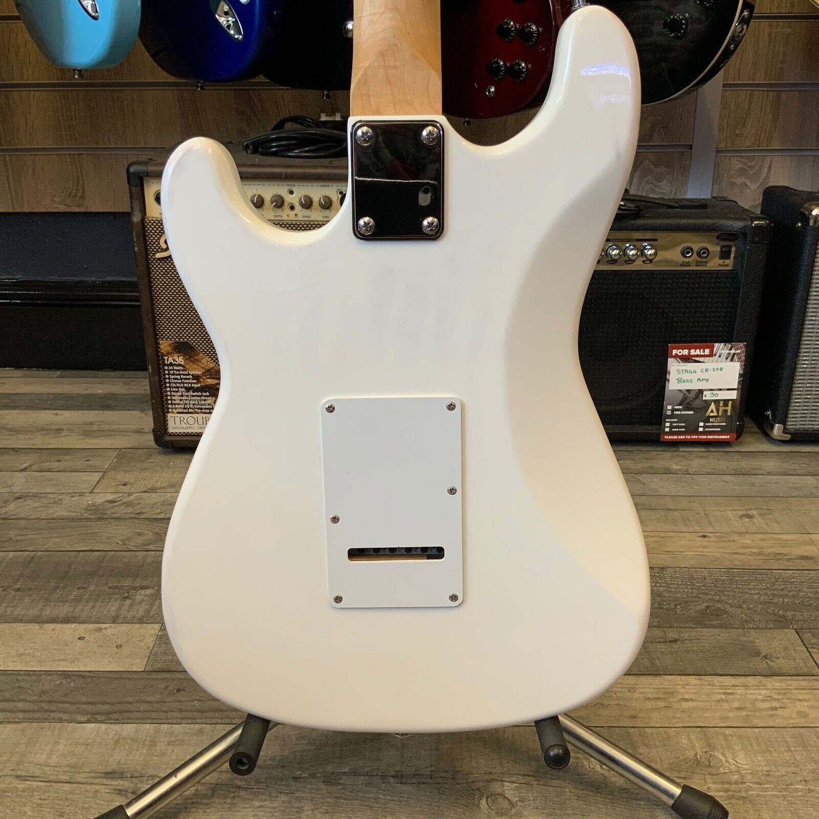 Unbranded ST Electric guitar in White
