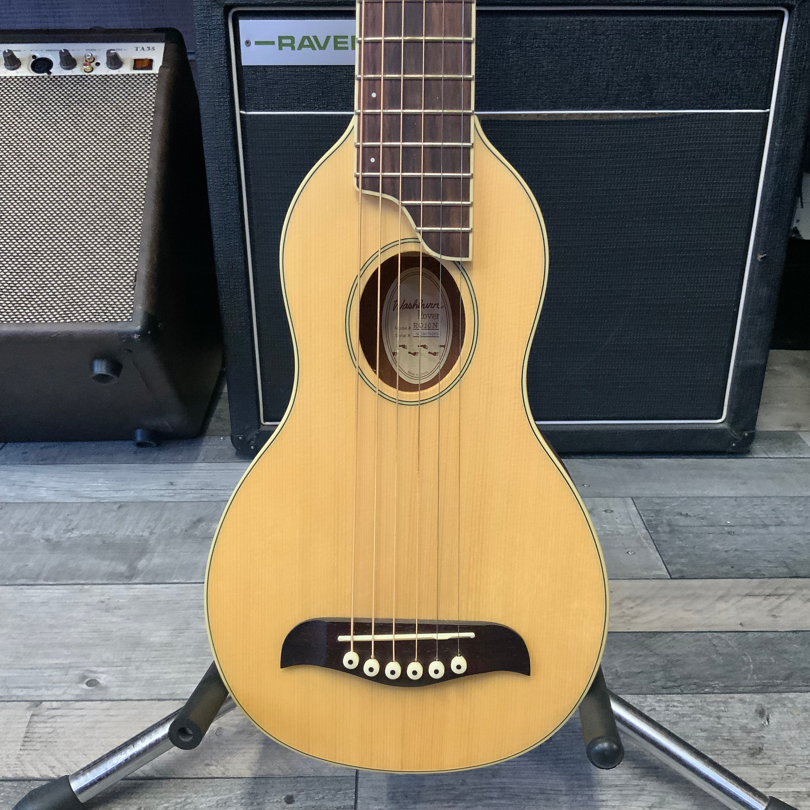 Washburn Travel Guitar Rover RO-10N