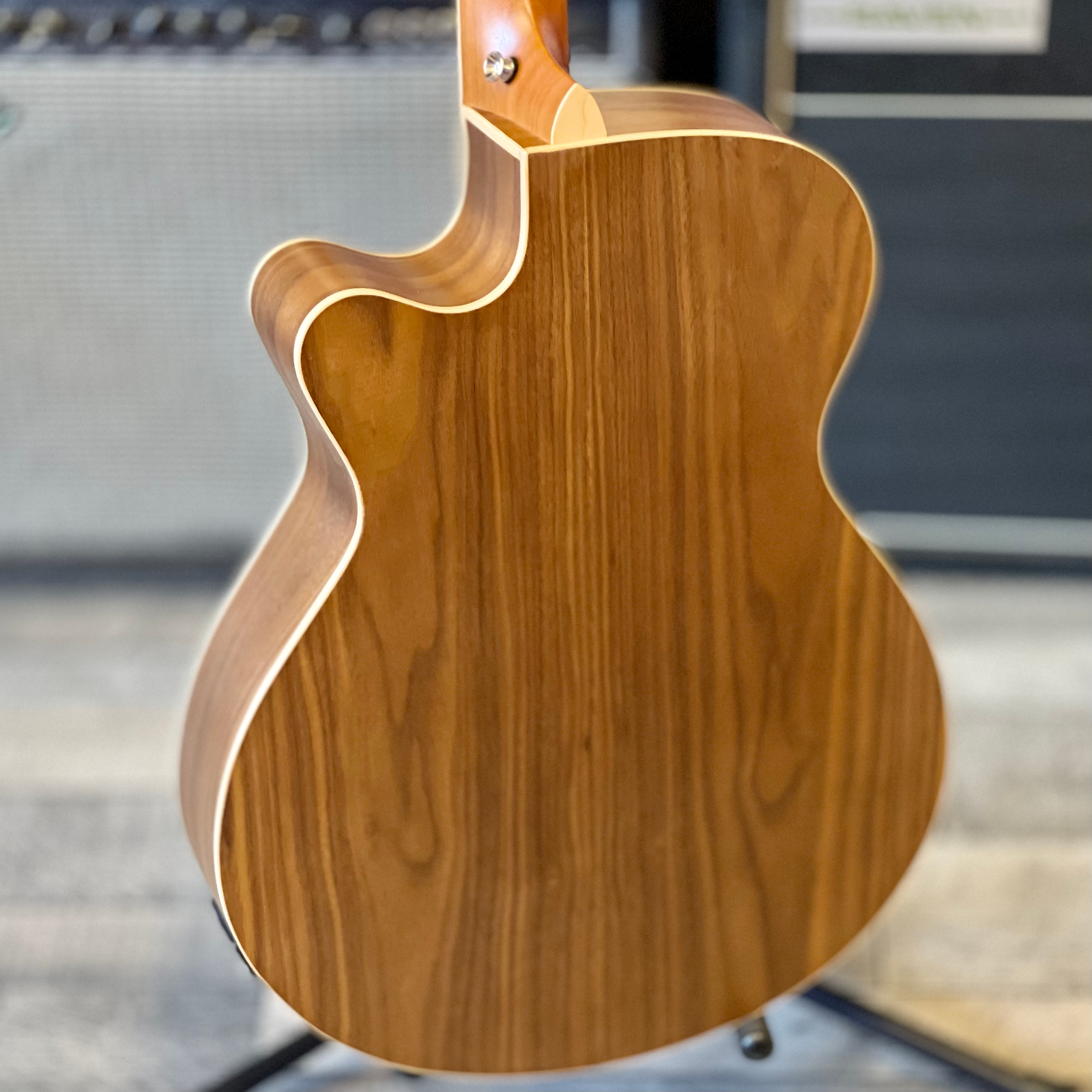 Tanglewood DBT SFCE BW Electro-Acoustic Guitar